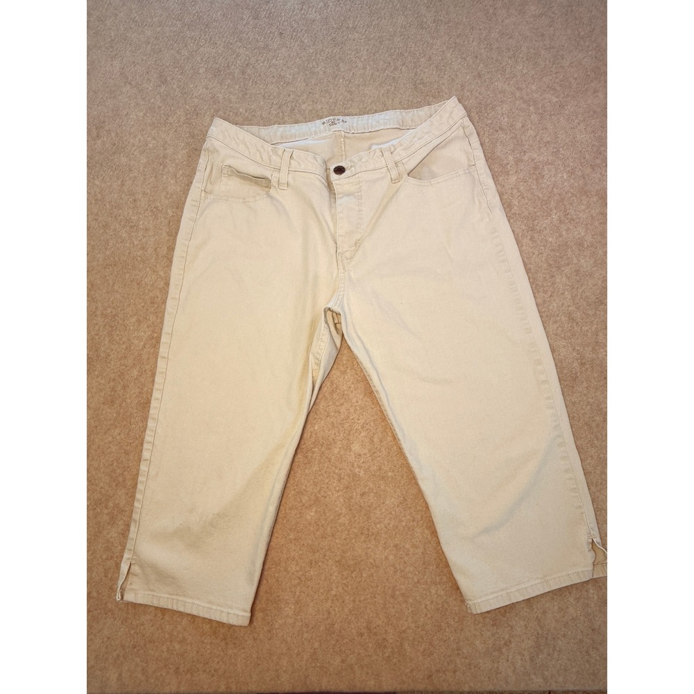 Riders by Lee Womens 16W M Beige Khaki Mid Rise Capri Cropped Pants 5125E3